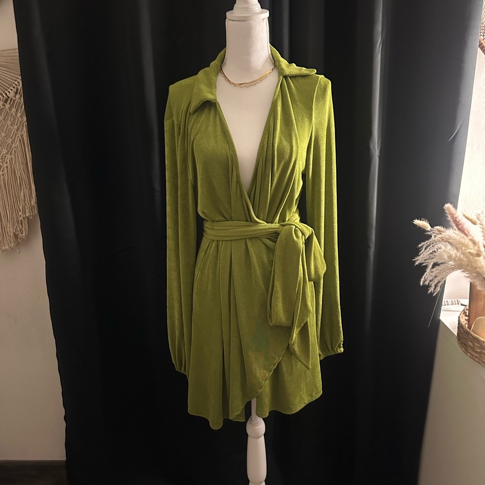 Elegant Green Wrap Dress